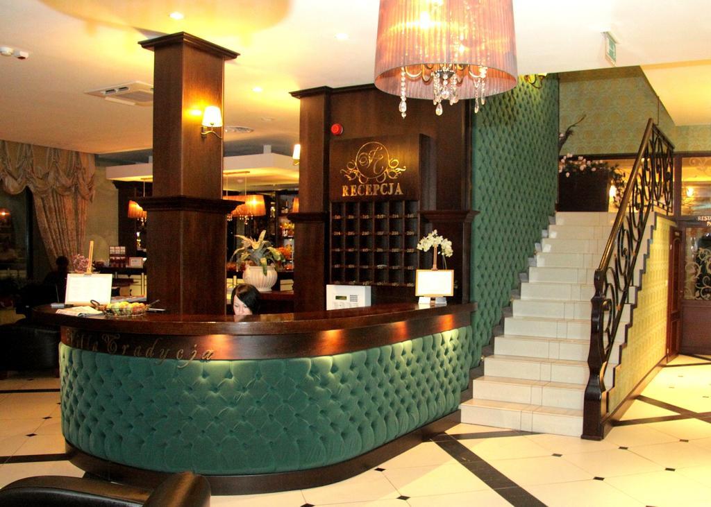 Villa Tradycja Bialystok Luaran gambar
